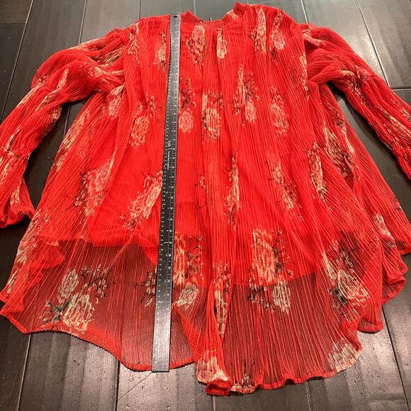 Free People Dahlia Tunic Top Pleated Boho Red Women's Size Medium - Picture 6 of 7